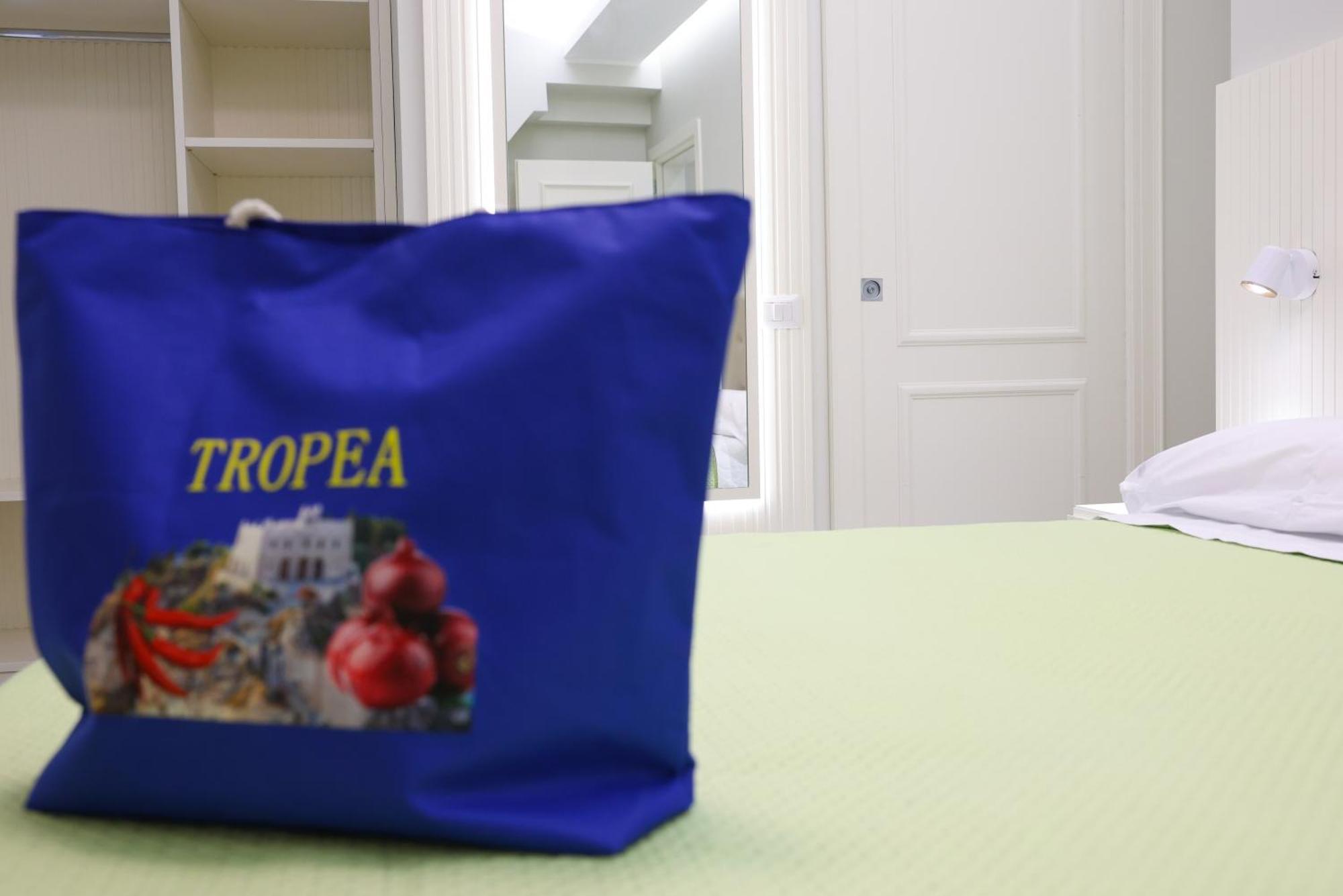 Nazzari B&B Tropea Eksteriør billede